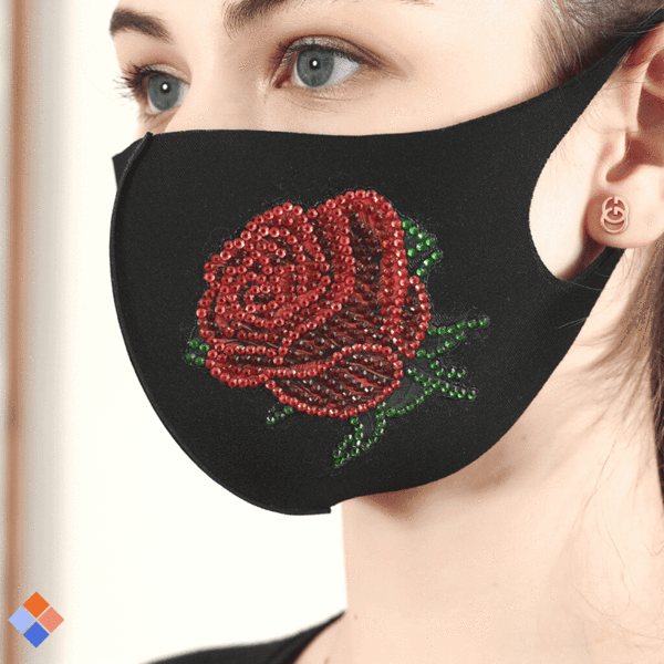 Masque à la rose