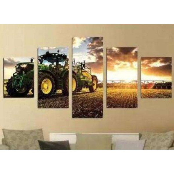 Tracteur au coucher du soleil | Cinq panneaux