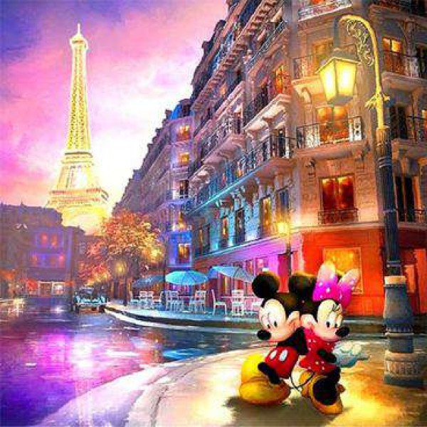 Mickey et Minnie Mouse à Paris