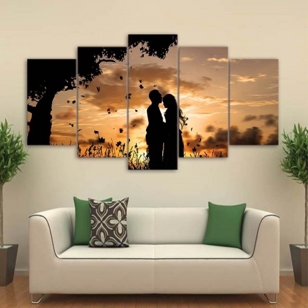 L'amour parmi les feuilles qui tombent | 5 parties