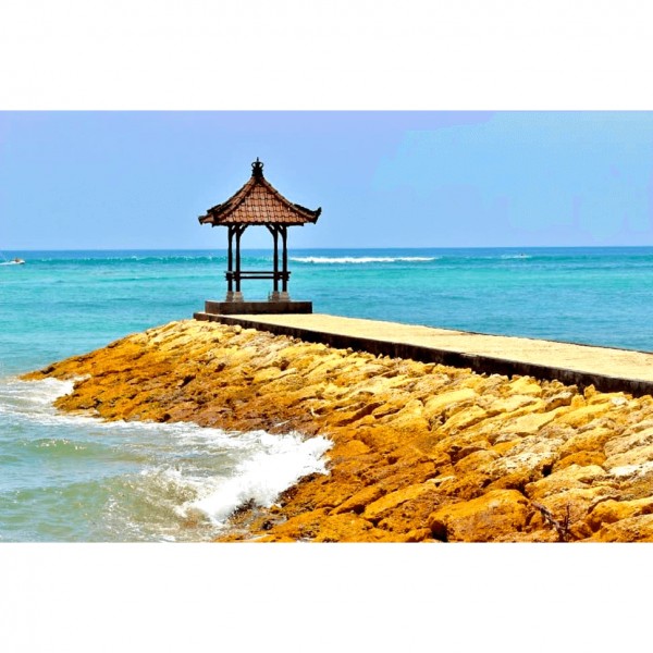 Temple en bord de mer