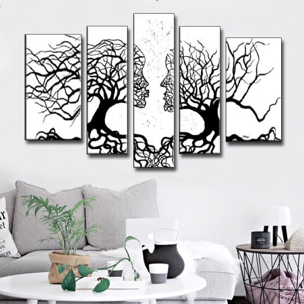 L'amour grandit ensemble en noir et blanc | 5 parties