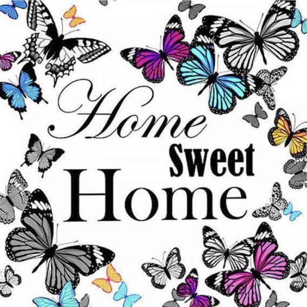Home sweet home avec des papillons